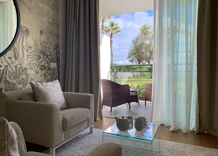 Vidamar Madeira Hotell 5*